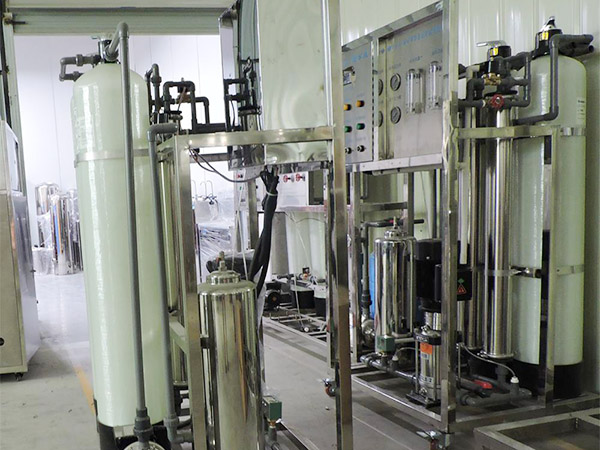 反滲透純水設備怎么換濾芯？反滲透純水設備為什么要排水？